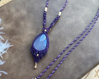 N712 - Macrame necklace with Blue Chalcedony, Bohemian jewelry, handmade jewelry, Goddess jewelry