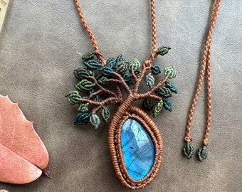 N873 Tree of life macrame pendant with labradorite, Bohemian jewelry, handmade jewelry, Goddess jewelry, tree of life, healing jewelry