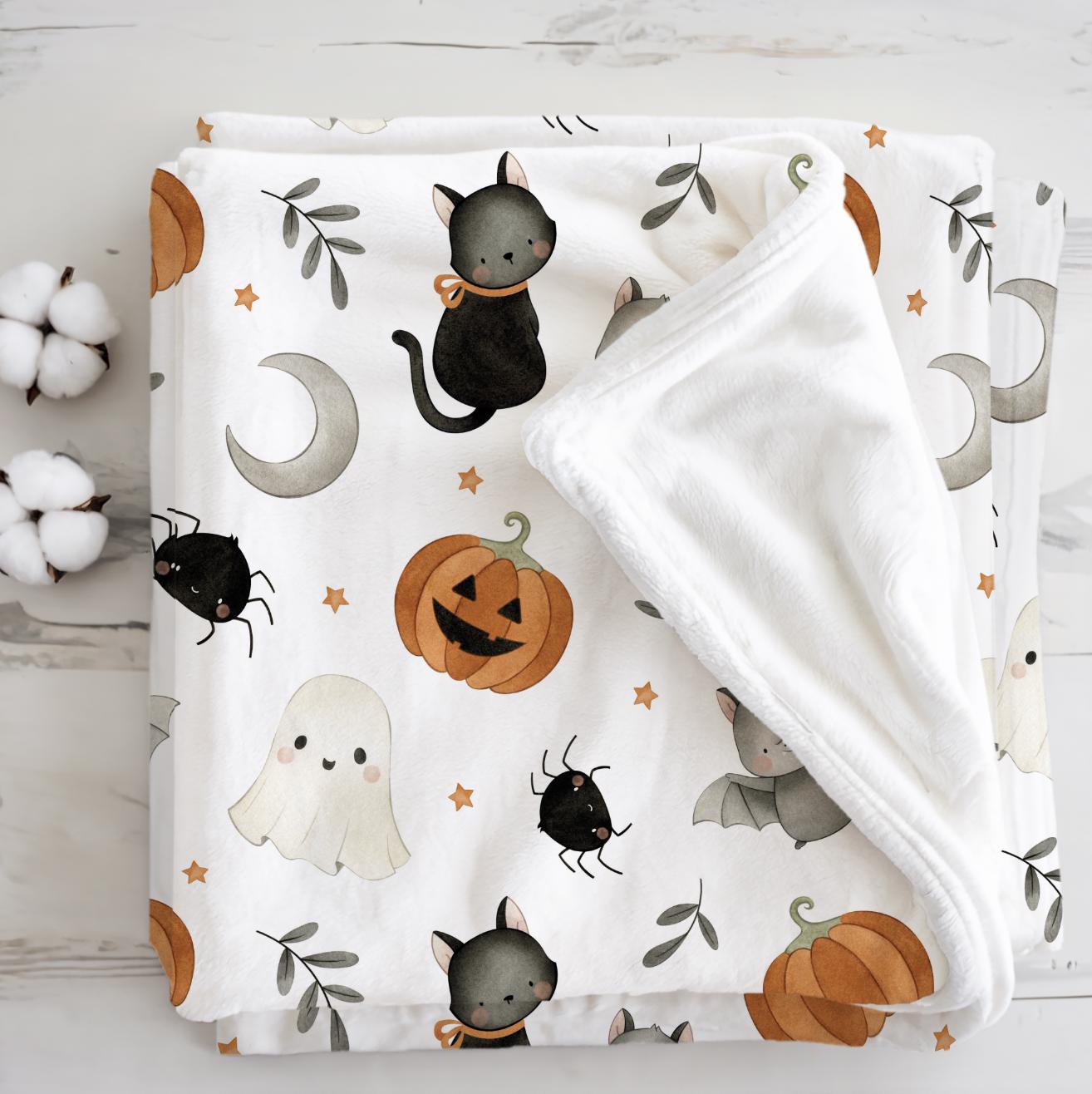 Guirlande d'Halloween en toile d'araignée métallique avec des fantômes, des chau