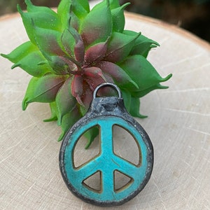 Soldered Peace Symbol | Turquoise