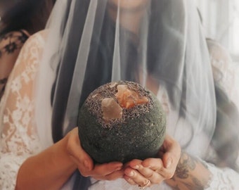 XL New Moon Bath Bomb
