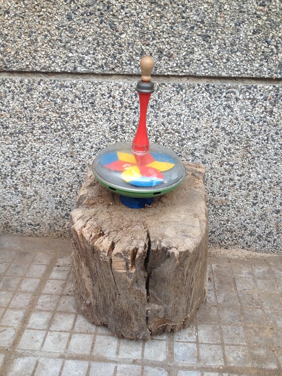retro spinning top