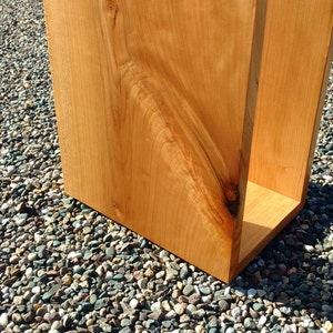 Side Table image 2