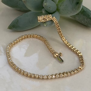 14k Yellow Gold Tennis Bracelet