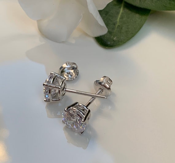 ホワイトゴールドメッキ キュービックジルコニア ポストスタッドピアスセット レディース ラウンドハート CZ ヘイロースタッド フェイクダイヤモンド スタッ K18 ホワイトゴールド キュービックジルコニア アメリカン ピアス（M