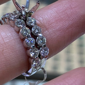 14k White Gold Diamond Semi-Mount Engagement Ring Set .