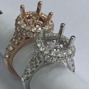 Anillo de compromiso semi-montaje de diamantes de oro blanco de 14k