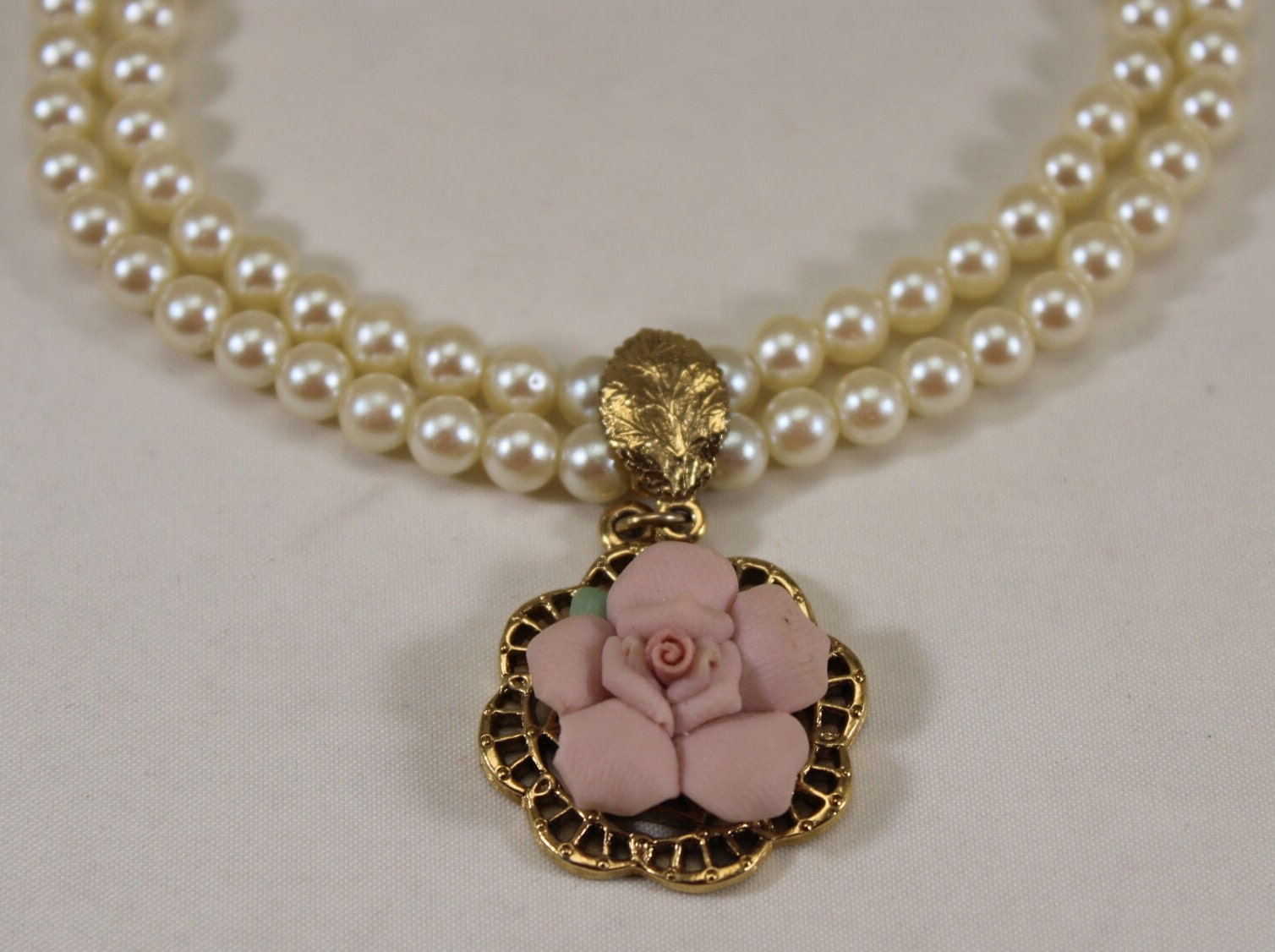[leeENoir] 韓国☆Round Rose Pearl Necklace Chic Layered Rhinestone Tassel Rose Pearl Chain Choker