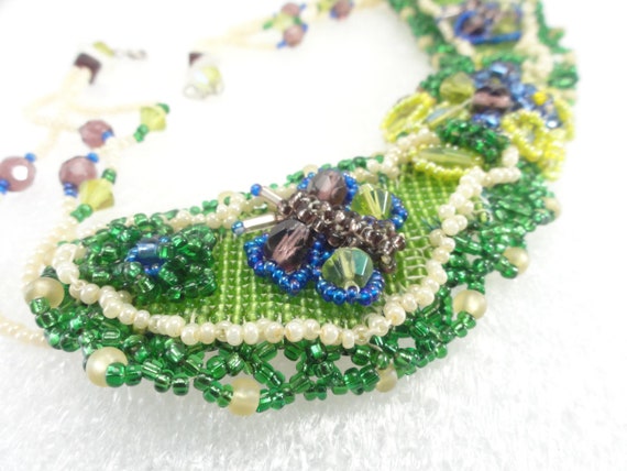 American Indian Bib Necklace Hand Beaded Pearl Bi… - image 5