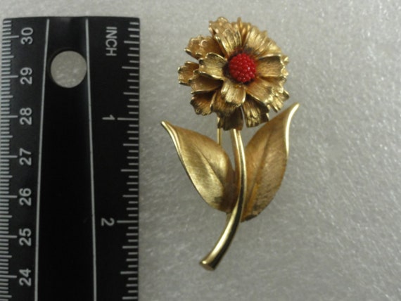 Red Marvella Brooch Tiered Dimensional - image 3