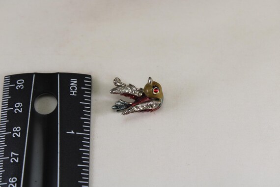 Tiny Bird Brooch pin Vintage - image 2