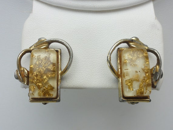 Coro Earrings Gold Confetti In Lucite 1940's - image 2