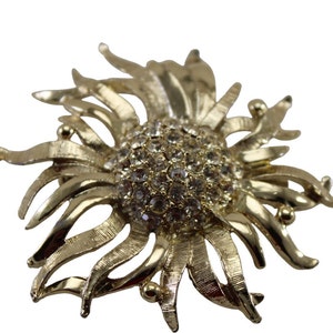 Chrysanthemum Brooch Wild 1960&#39;s Mounded Rhinestones