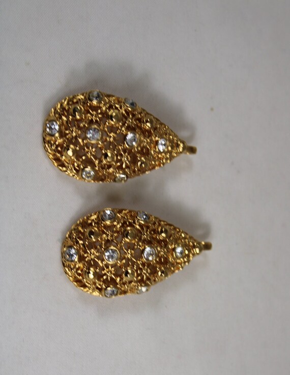 Avon Barrera 1993 Lower Dangles Versatile Elegance - image 4