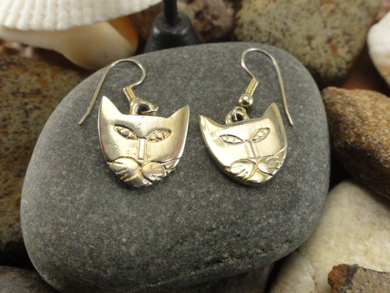 Cat Earrings Head Shape Dangles Gold Tone - image 5