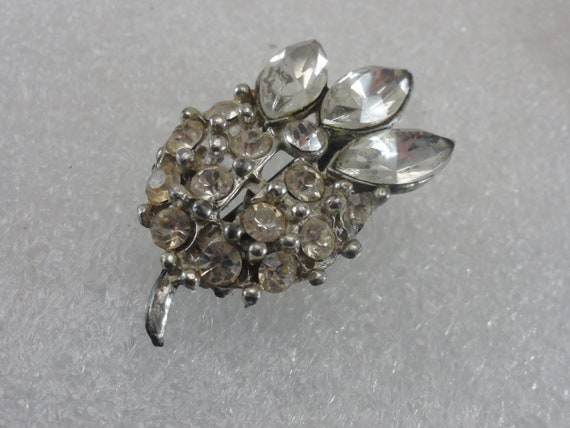 Pot Metal Diamante Brooch Rhodium Plate - image 7