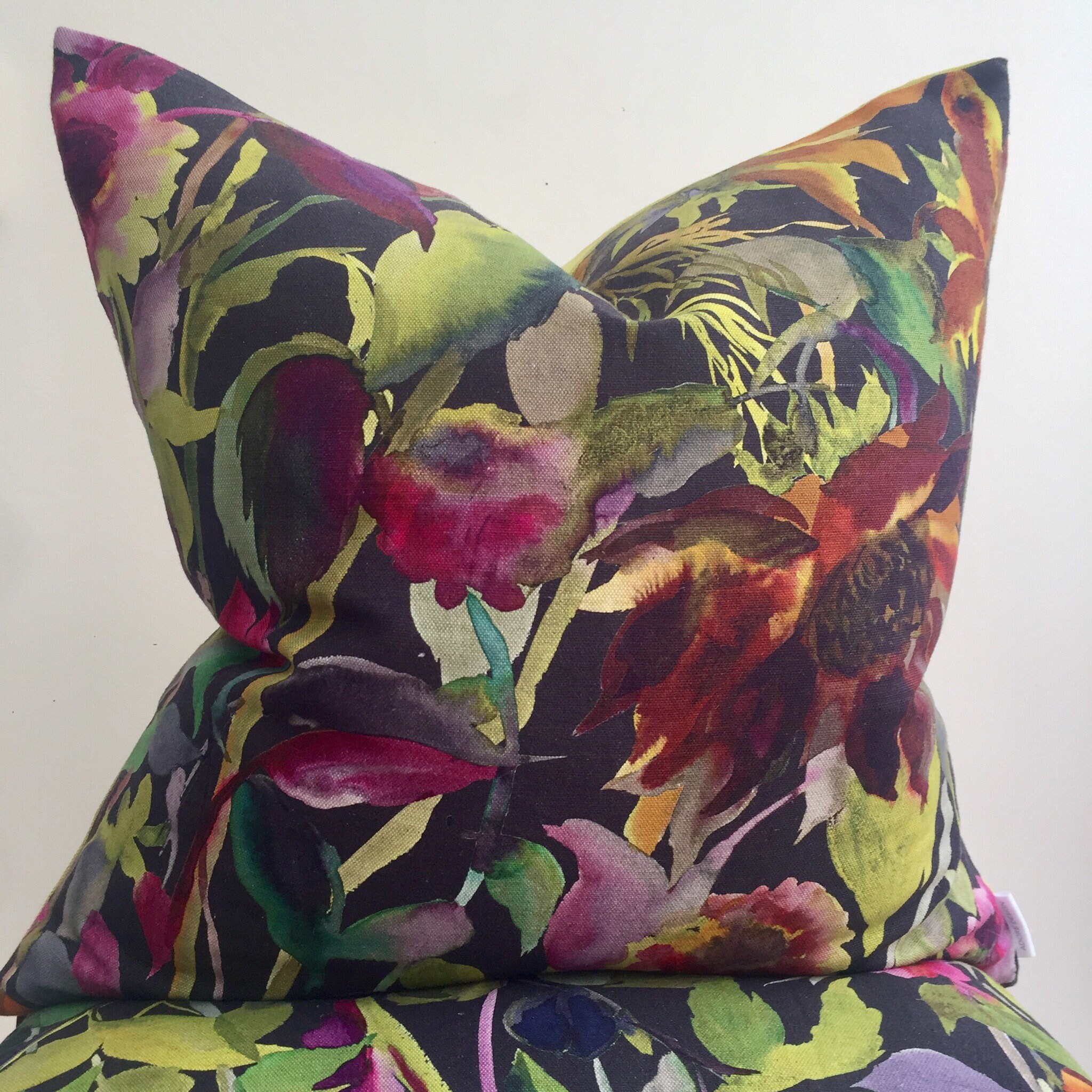 Designers Guild floral 100% Cotton Fabric Cushion Cover Rugosa Slate Designers Guild floral 100% Cotton Fabric Cushion Cover Rugosa Slate
