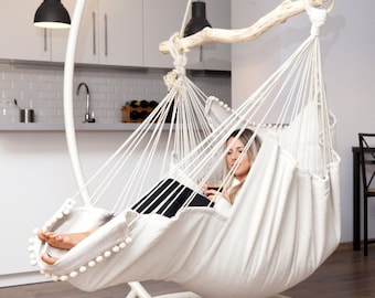Swing Hammock Chair for a Cosy and Stylish Decor  White/White/Beige