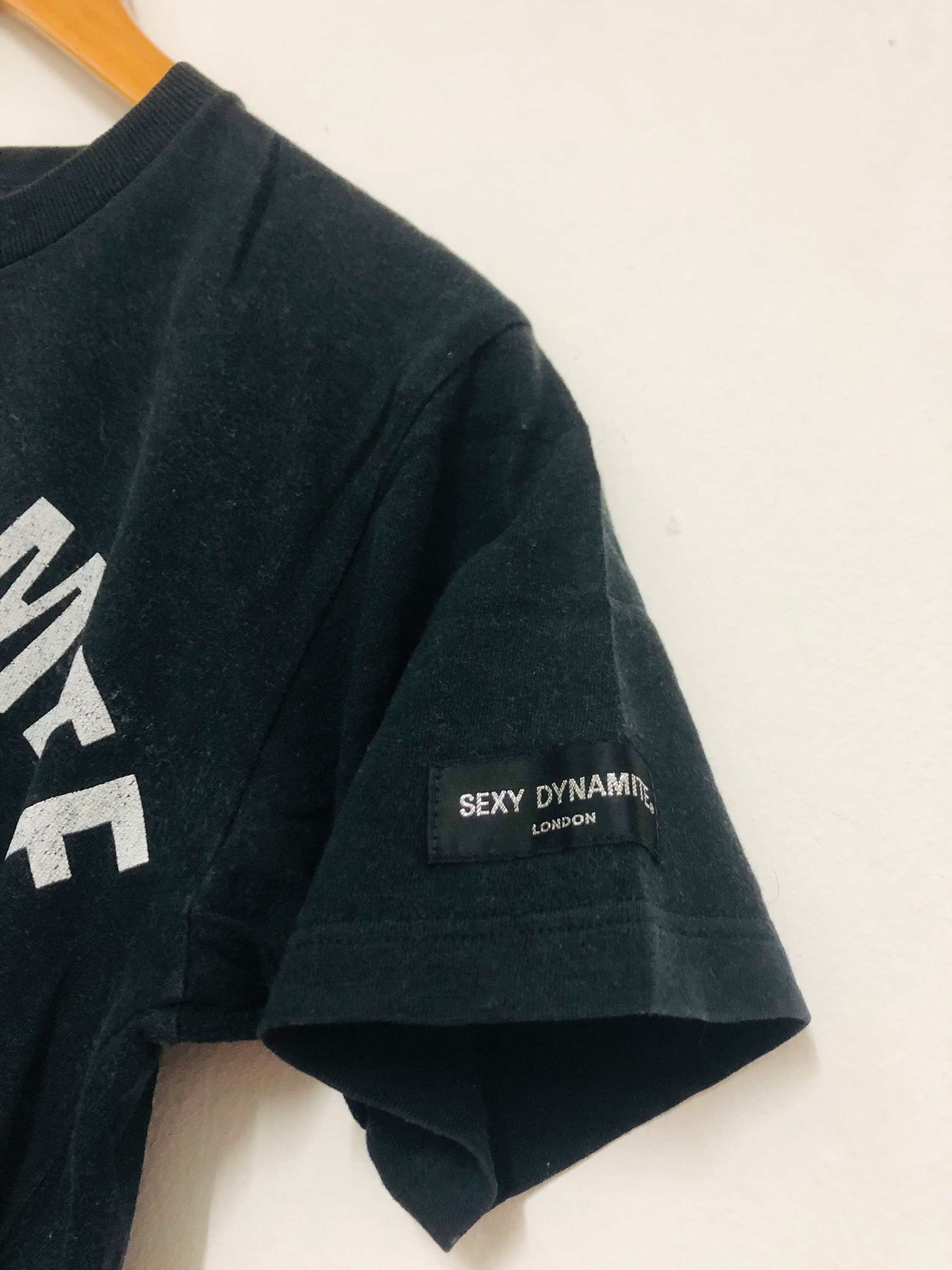Vintage Y2K Sexy Dynamite London T-shirt / Japan Street / London