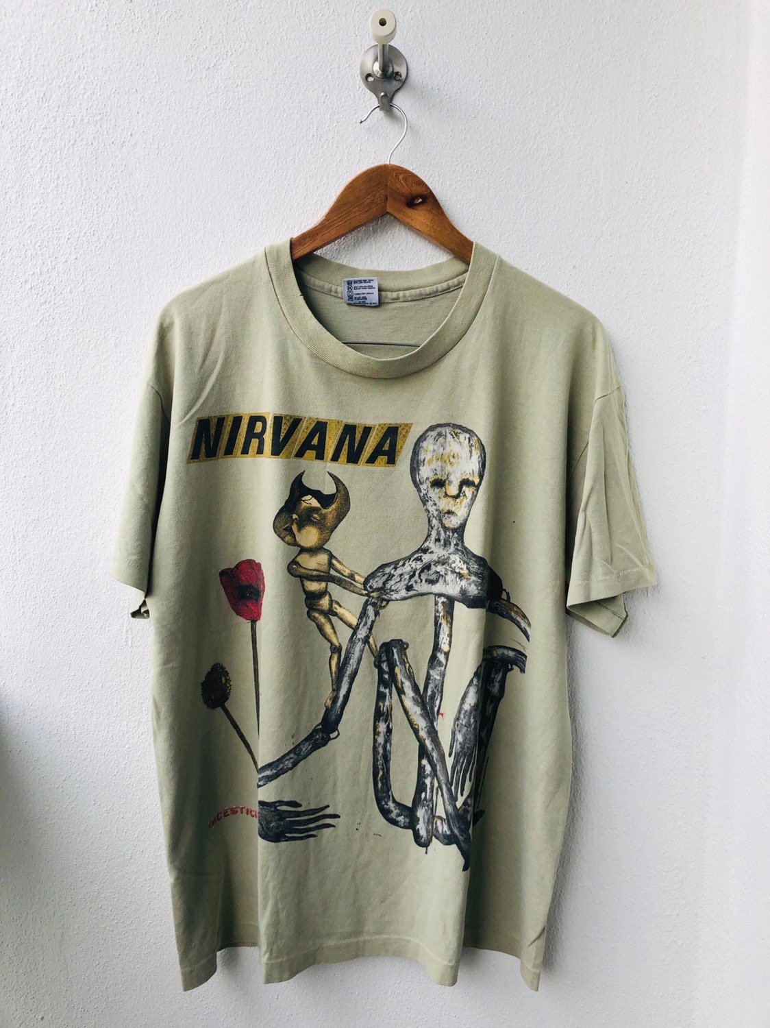 Nirvana Incesticide Rock Alternative Music Punk Album Flower Mens Shirt NV1795 