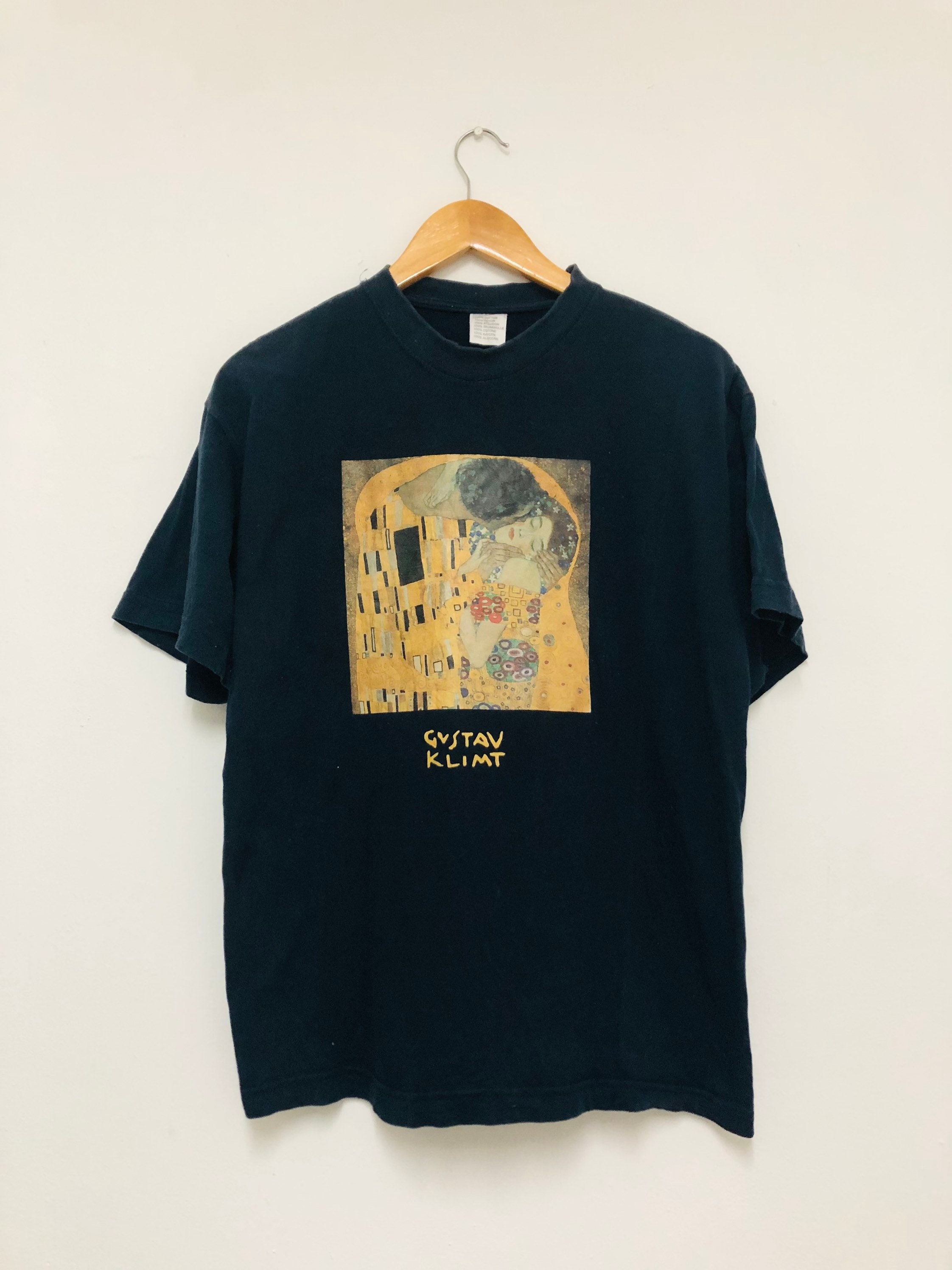 Vintage 90's Gustav Klimt Artworks Navy Blue Rare T-shirt - Etsy Vintage 90's Gustav Klimt Artworks Navy Blue Rare T-shirt - Etsy