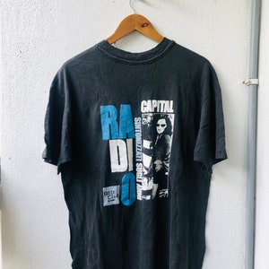 Vintage Original 90’s Bozz Club Surf “ Hot Summer “ Photography Pocket Designs Skate Surf T-Shirt