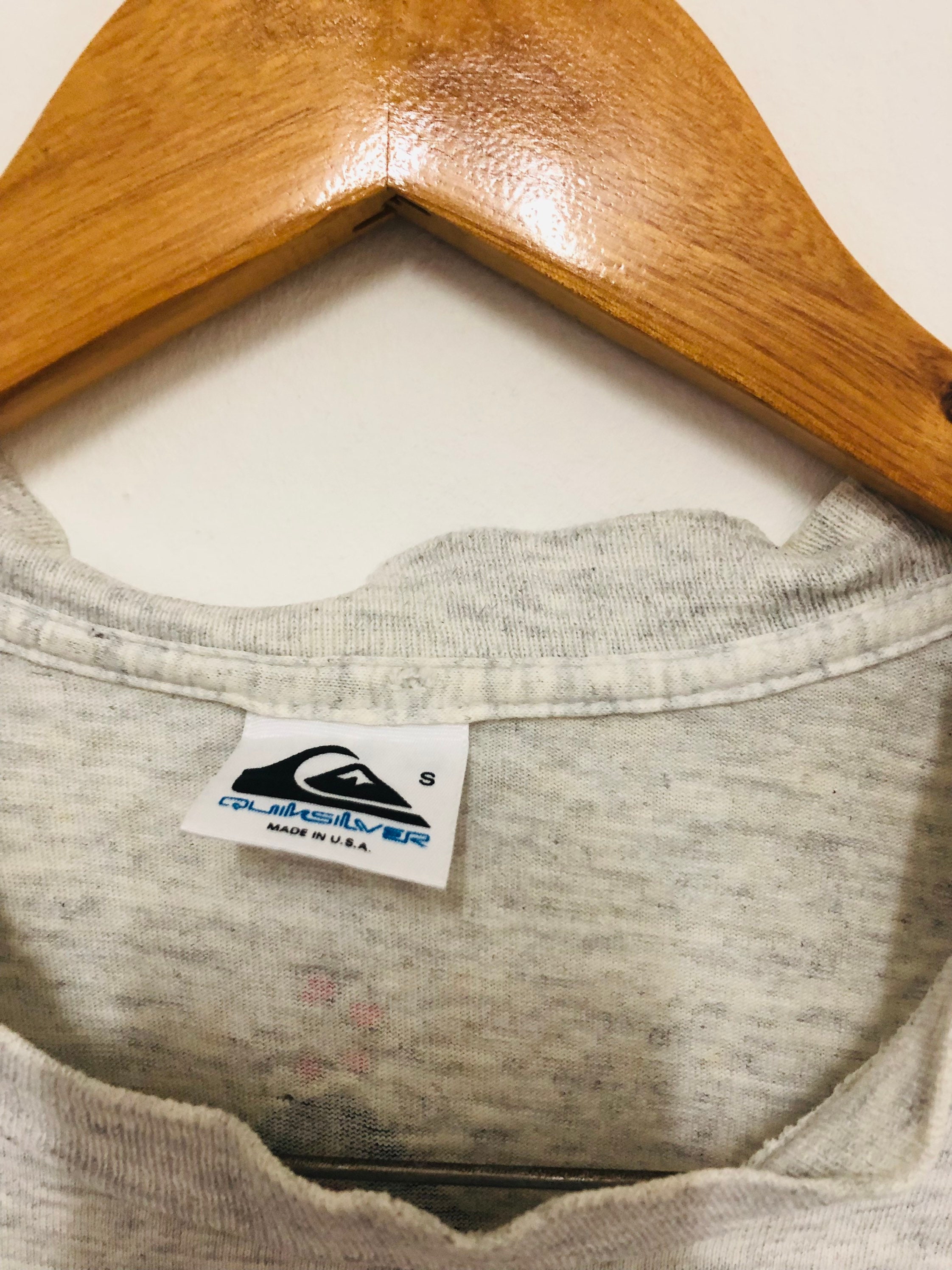 Vintage Original 90's Quicksilver Clothing Surf Skate T Vintage Original 90's Quicksilver Clothing Surf Skate T