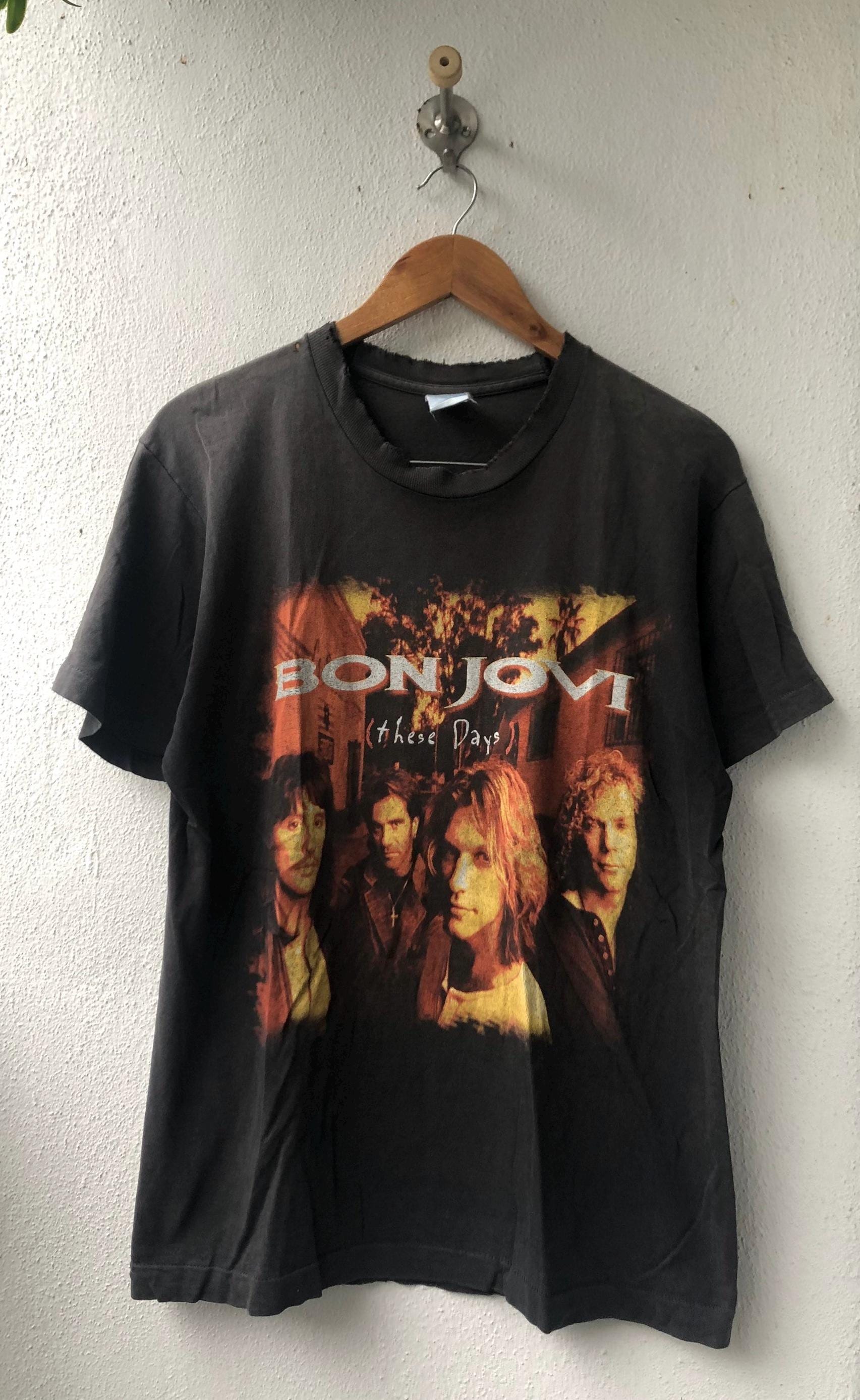 【BON JOVI 】【レア】These Days Tシャツ Vintage 1996 Bon Jovi These Days Double Sided Tour T Shirt Size XL