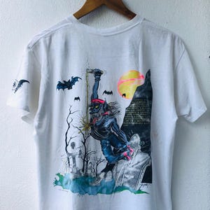 Vintage Monster Island 1987 American Skateboarding Wear Clothing Art by Gonzalez T-Shirt / Gonzalez Art Skate Tee / L Size Skate Unisex Tee