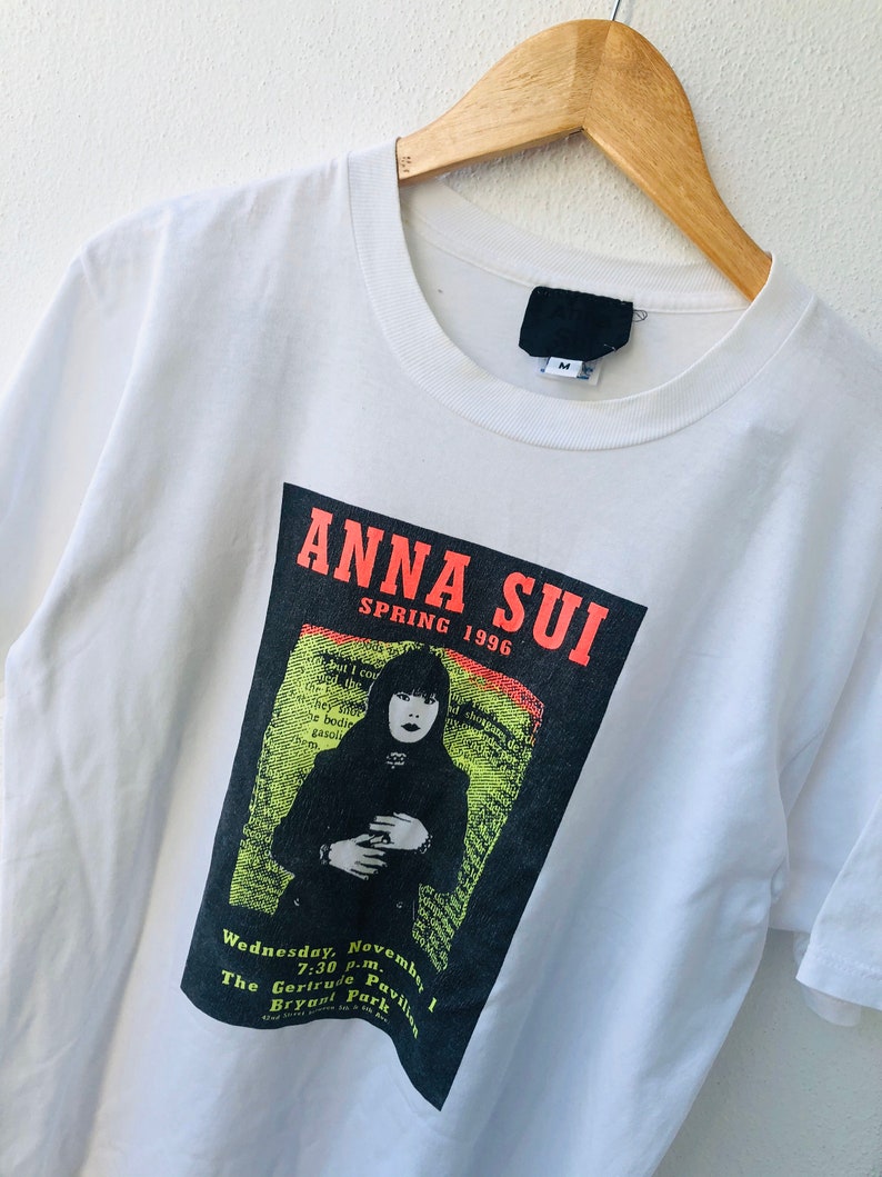 Vintage Original 90\u2019s Anna Sui \u201c Spring 1996 Collections Event \u201c American Fashion Designer T-Shirt