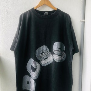 Vintage Original 90’s BOSS Extra Large Brand American Hip Hop Clothing Design T-Shirt