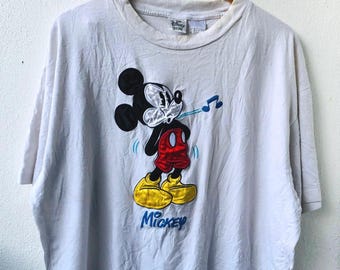 Vintage 90s Walt Disney Mickey Mouse Embroidery Design Cartoon T-Shirt / 90s Cartoons / 90s Memories / 90s Style / 90s Fashions