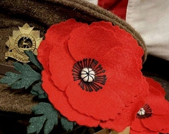 WW1 Lest We Forget Remembrance Poppy Cufflinks WW1 Lest We Forget Remembrance Poppy Cufflinks