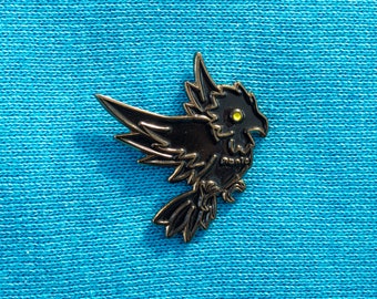 The bird guide soft enamel pin - geeky Sci-Fi gift for book lovers, Hitchhiker's Guide to the Galaxy, cute fandom pins