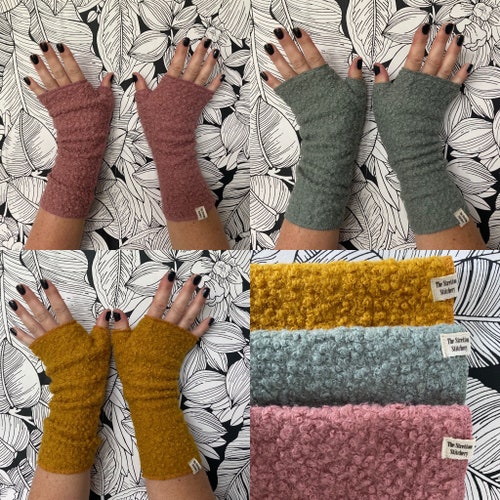 Fingerless Gloves / Wrist Warmers / Fleece / Plain / Ladies / Etsy UK