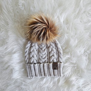 El gorro tipo cárdigan: patrón de tejido únicamente