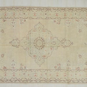 Beautiful Oushak Rug,5,5&quot;x9&quot; Feet Vintage Decorative Turkish Carpet Rug,Faded Colors Distressed Area Carpet Rug,One Of Kind Oushak Rug.