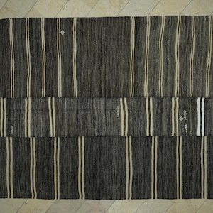 Vintage Türkischer Kelim Teppich: 200x300 Grau & Creme Gestreift, Mid-Century Modern