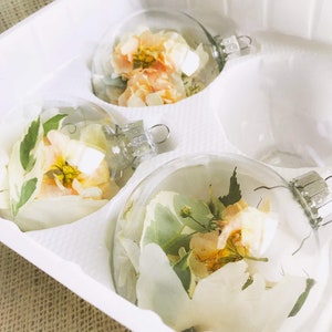Custom Flower Preservation Ornaments