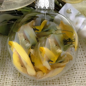 Custom Flower Preservation Ornaments