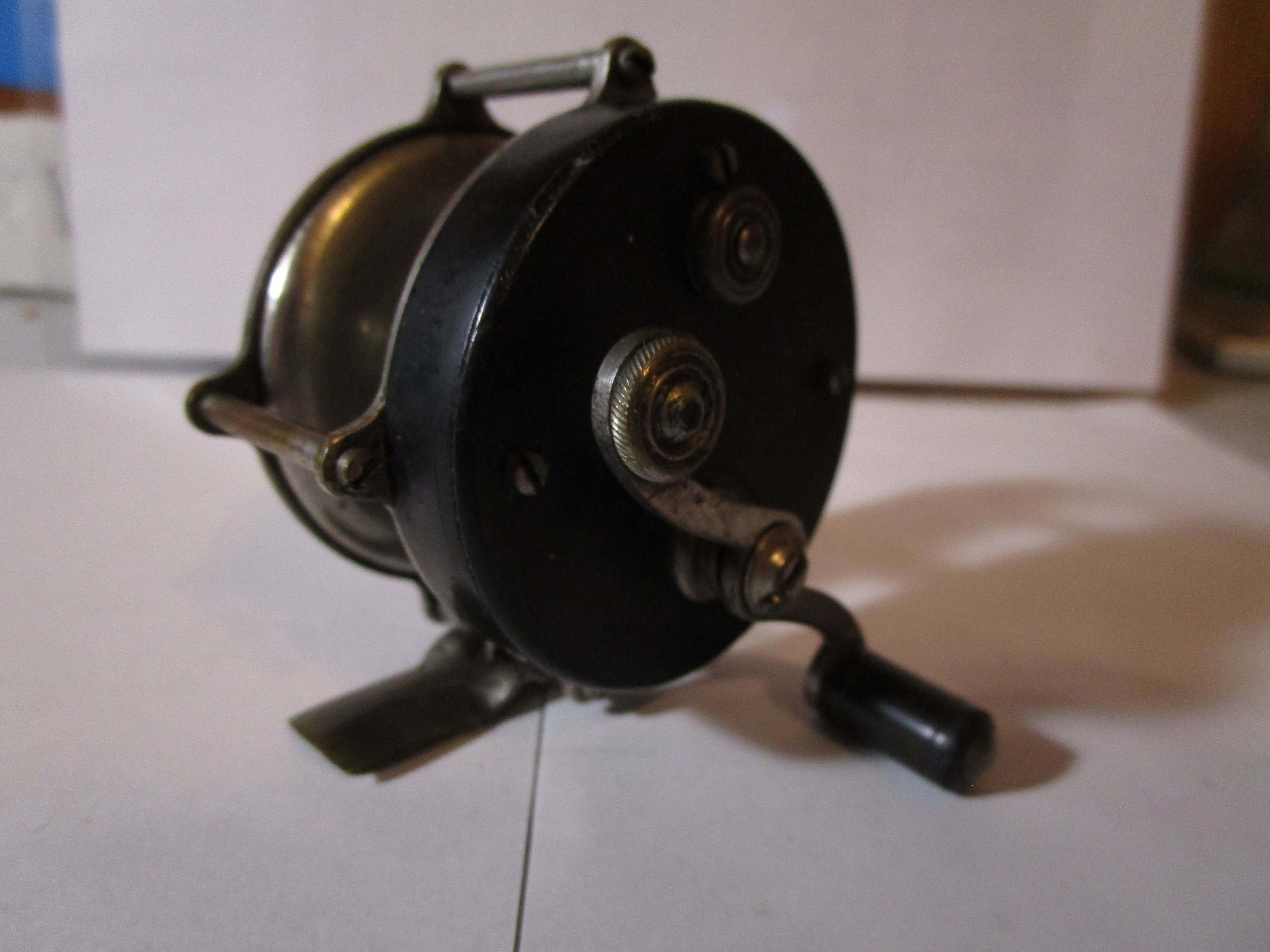 1957 Vintage ABU Garcia Abumatic 60 Fishing Reel, Leather Case Sweden Zebco  600 Reel -  Canada