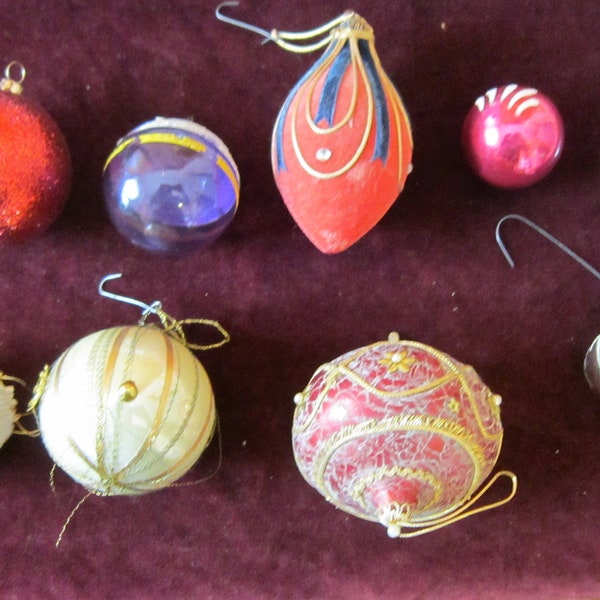 Vintage 9 Used Mercury & Mica Decorated Glass Christmas Assorted Ornaments