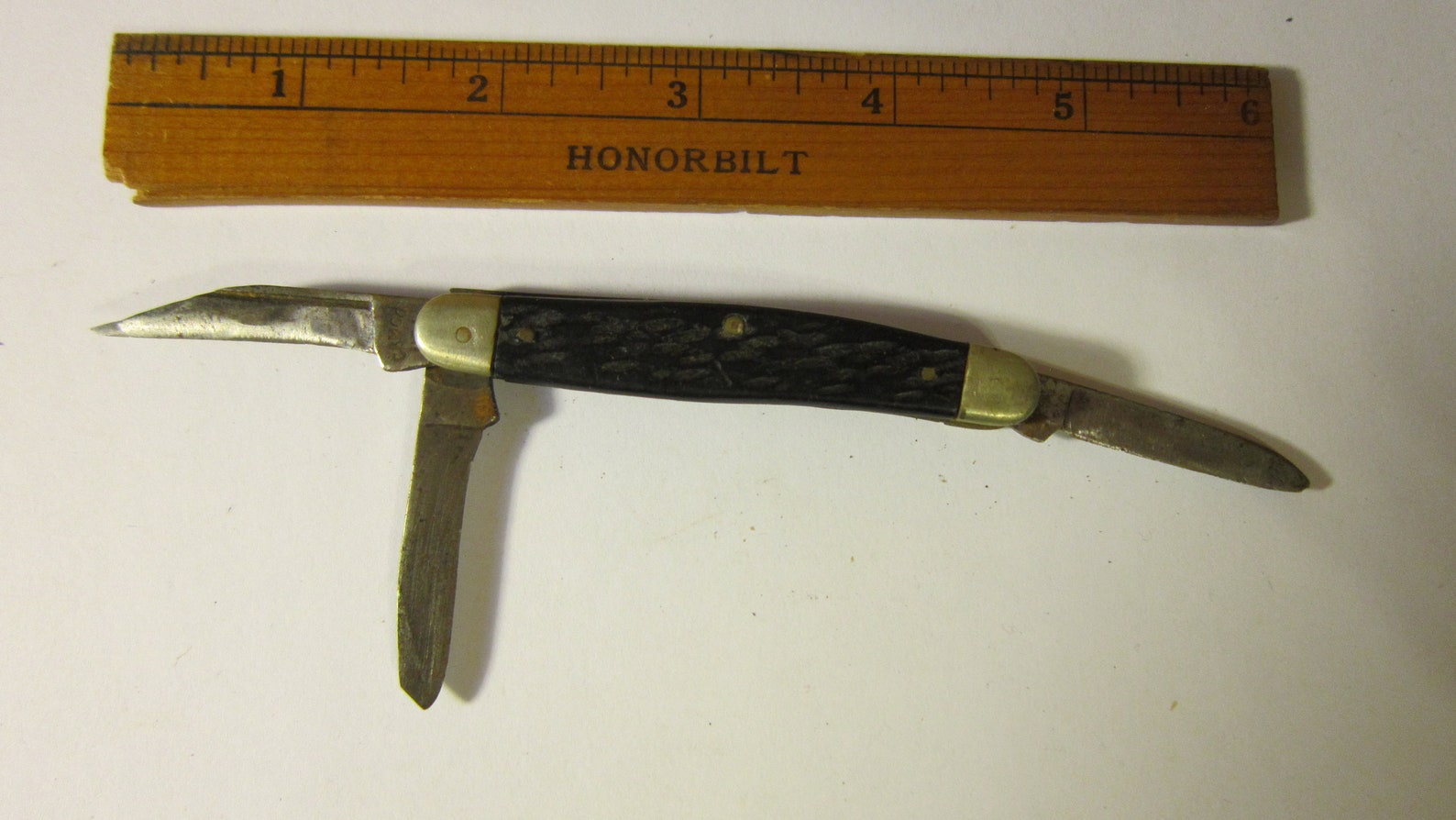 Vintage Camco USA 561, 3 Blade Pocket Knife With Black Jigged Handles