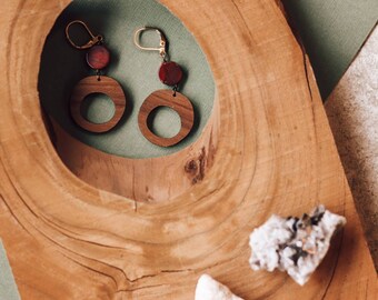 Oblong shaped ring drop dangle earrings laser cut with walnut veneer and polished red jasper stones