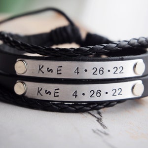 Pulseras de aniversario para parejas, pulseras iniciales para parejas, pulsera de cuero de aniversario, regalos para parejas aniversarios, joyas para parejas, regalos de cople