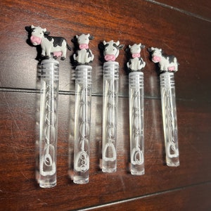 Cow Bubble Favors, Holy Cow Favor, Party Favor, Cow Party Favor Party Supplies, Farm Moo Party Favors Bubble Wands Tubes Goodie Bag Stuffer