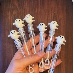 Ghost Bubble Favor Cute Ghost Hey Boo Non Candy Halloween Trick or Treat Class Party Goodie Bag Stuffers Party Supplies Boo-thday Tubes