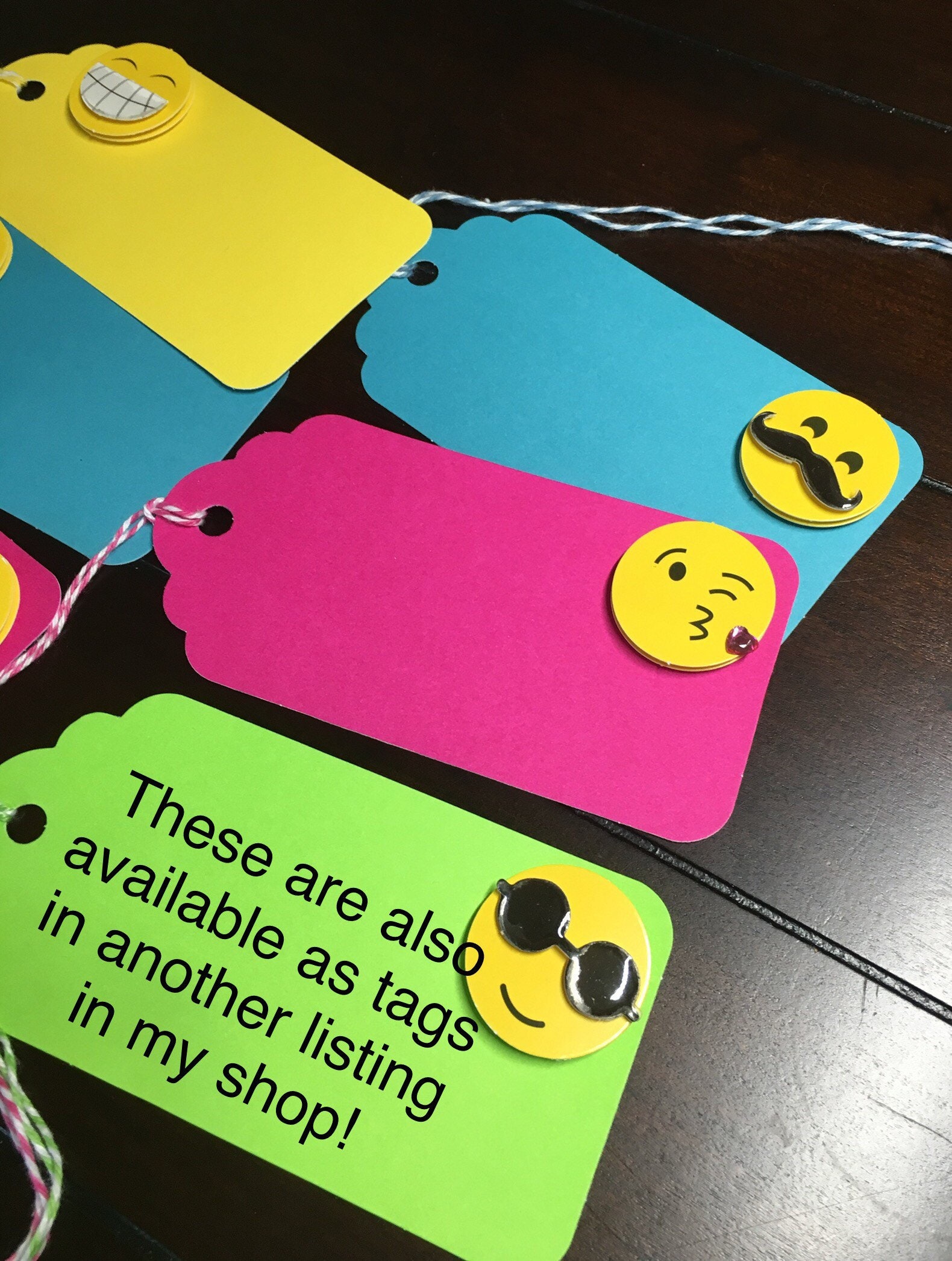 Emoji Place Cards Emoji Placecards Emoji Escort Cards Emoji Etsy
