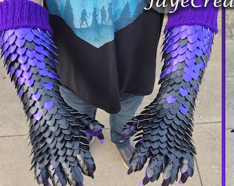 Black to Purple Gradient - Large Half Wrap on Amethyst Yarn Clawed Gauntlets - Dragon Scalemail Costume Gloves - JayeCreations