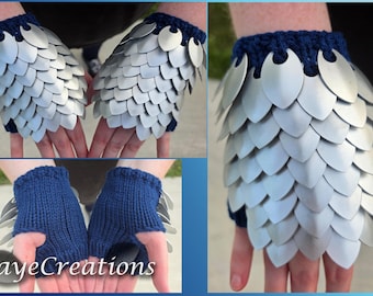 Small Frost Silver on Navy Blue Scalemail Gauntlets - Dragon Scale Fingerless Knitted Gloves - JayeCreations
